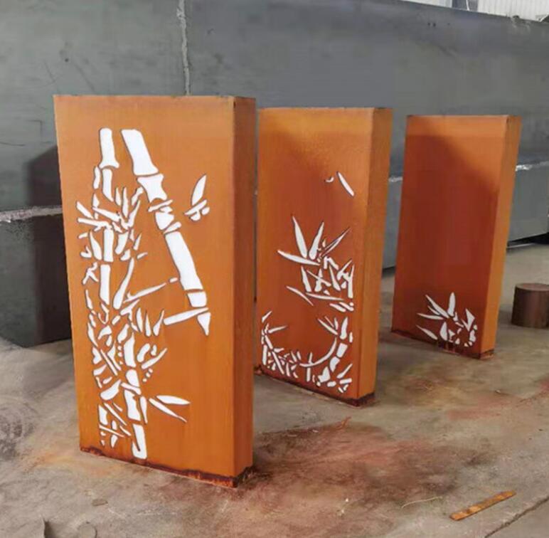 白朗锈钢板灯箱