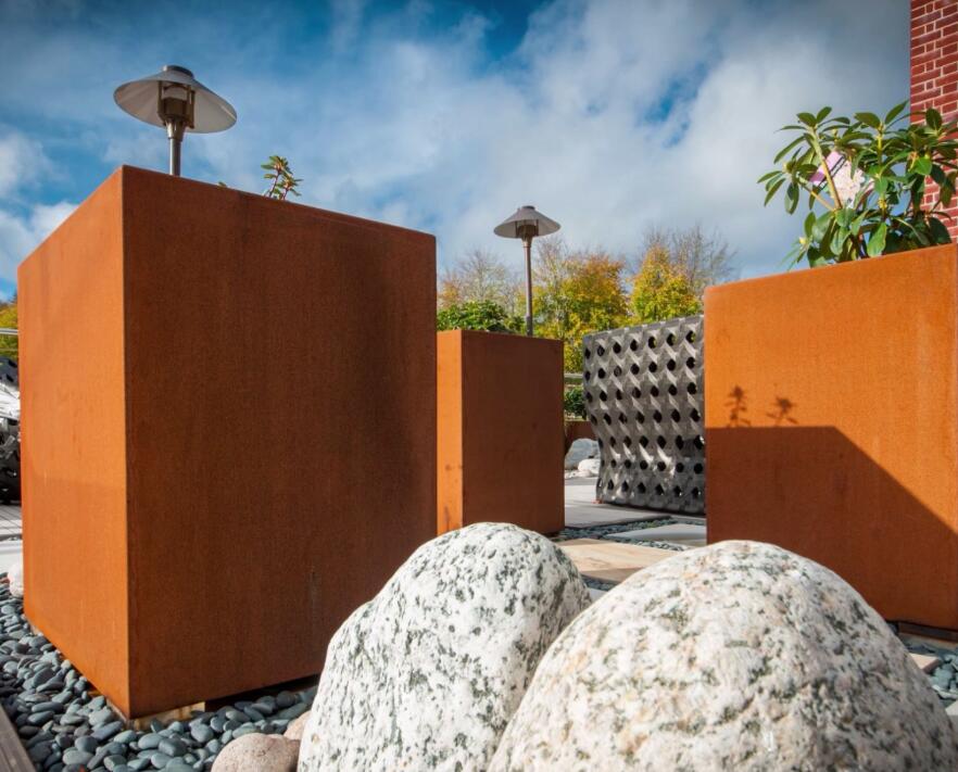 白朗锈钢板花箱